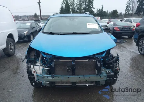 2017 Toyota Rav4 Le z USA, uszkodzony, nr VIN 2T3BFREV8HW671939